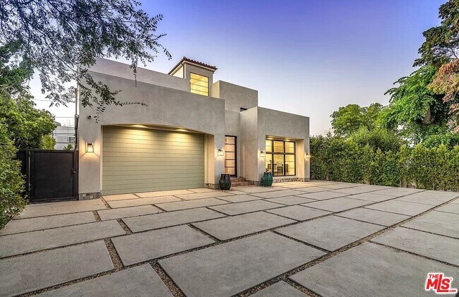 Building Photo - 12509 W Sunset Blvd