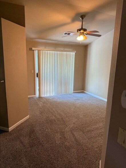 Building Photo - 2440 Julliard Cir