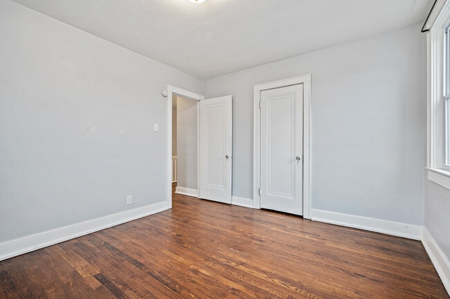 Building Photo - 139 Sumner Ave