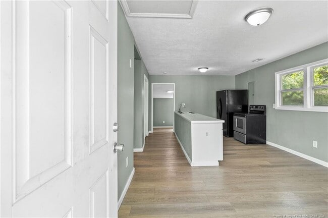 Building Photo - 5100 Malloy Cir