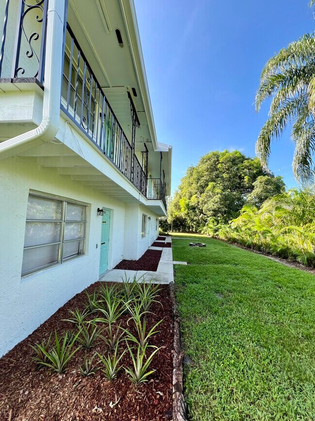 Building Photo - 2819 SW Cornell Ave