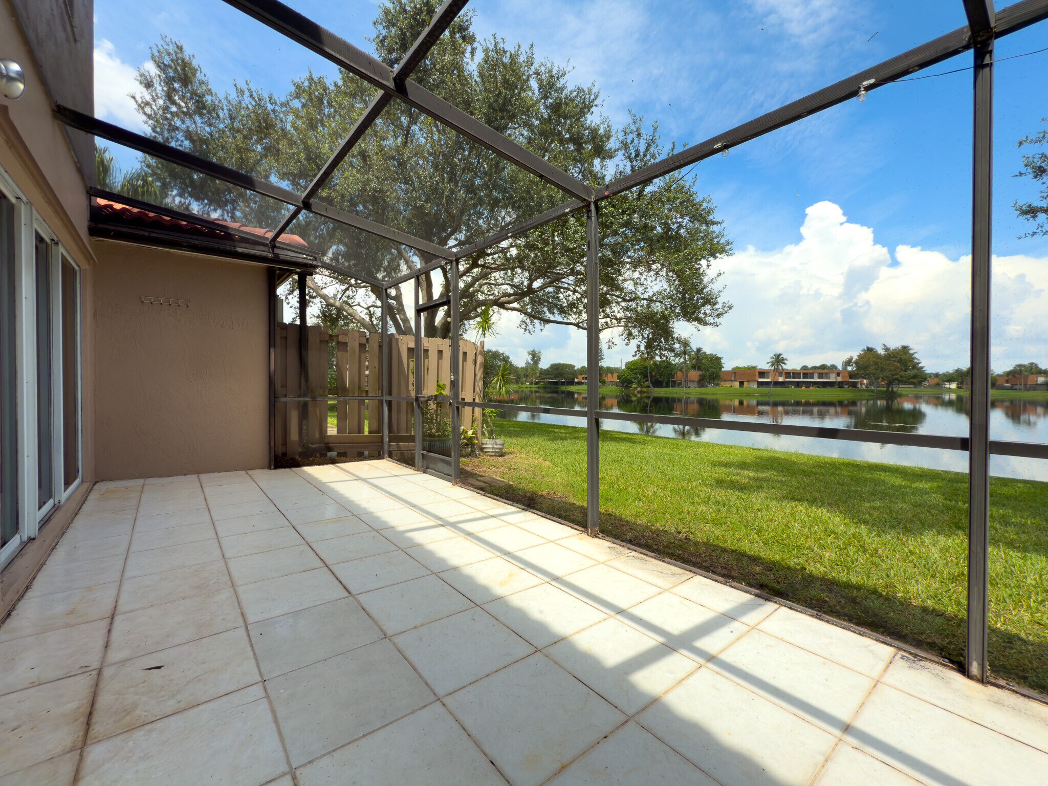 Building Photo - 1705 SW 110th Ter