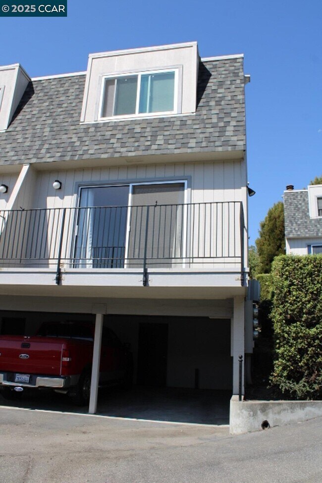Building Photo - 4811 Appian Way