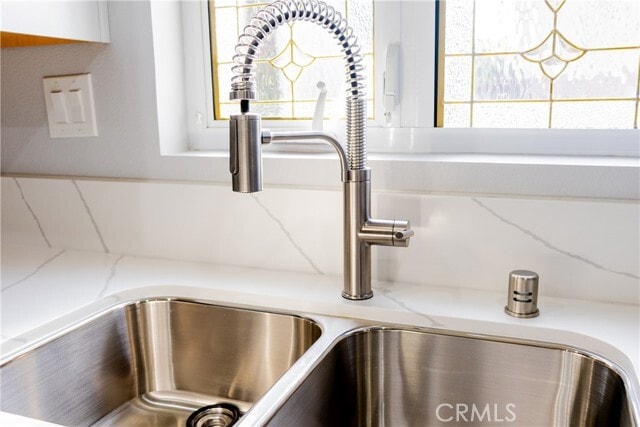 Building Photo - 536 Short St