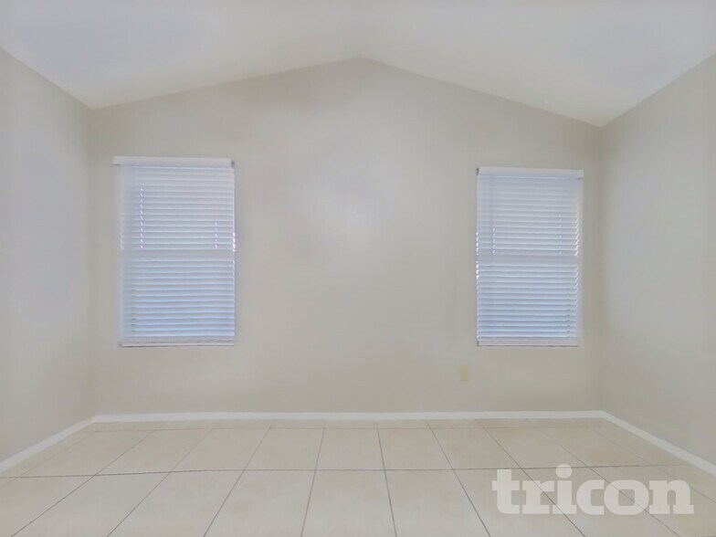 Building Photo - 7455 E McLellan Rd