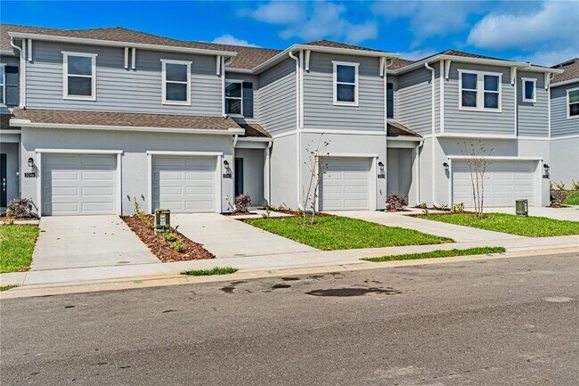 Building Photo - 3242 Watts Ter