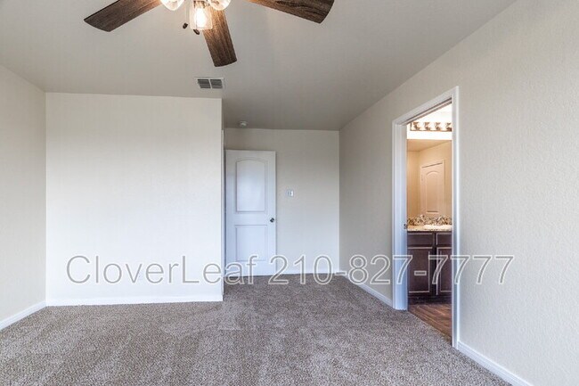 Building Photo - 15266 Snug Harbor Way