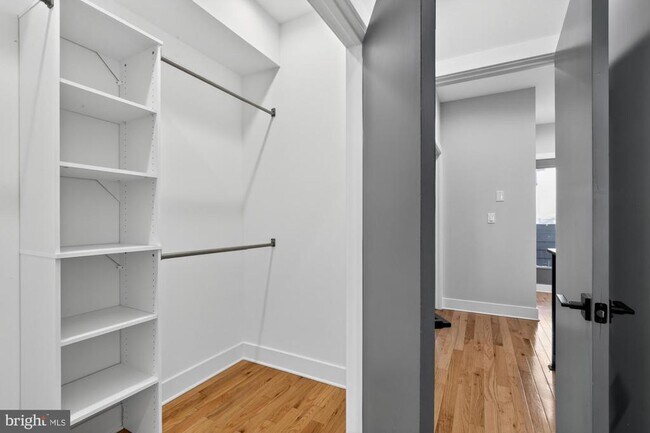 Building Photo - 431 W Norris St