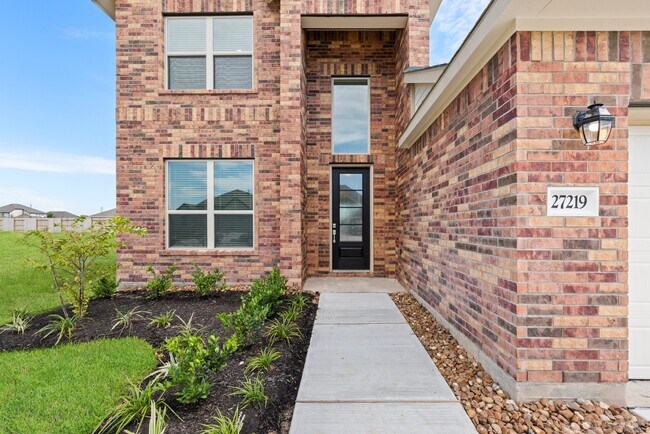 Building Photo - 27219 Henley Rdg Dr