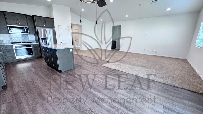 Building Photo - 10674 Appaloosa Ave