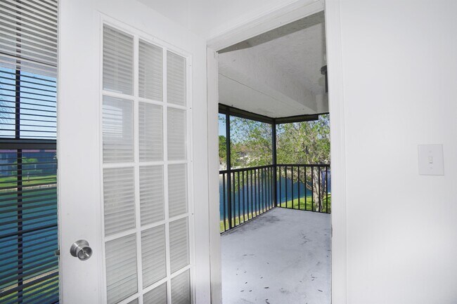 Building Photo - 5361 Treetops Dr