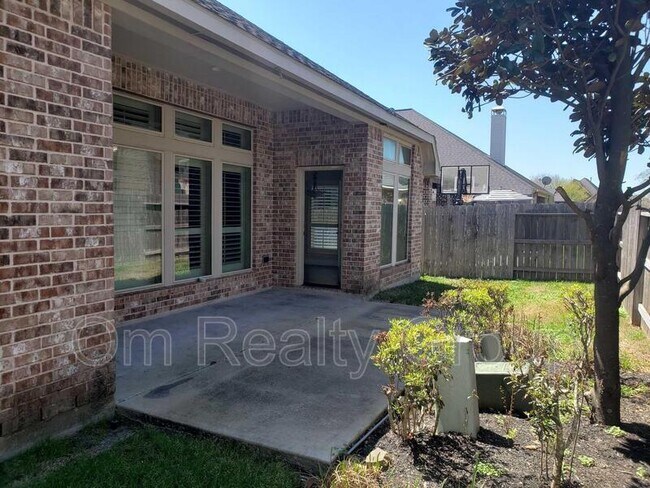 Building Photo - 5927 Bristol Path Ln