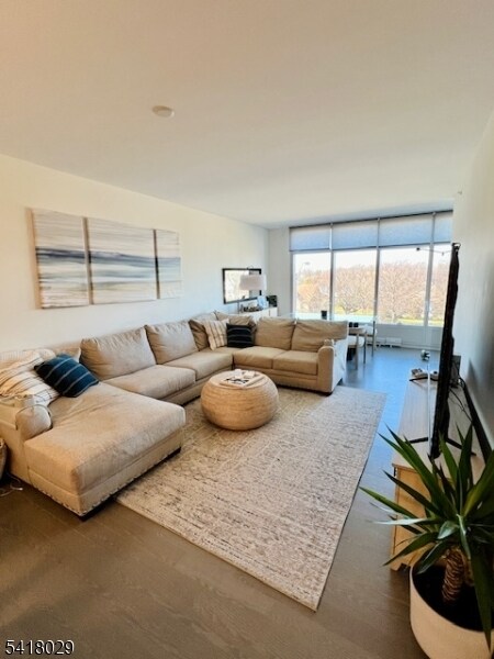 Building Photo - 30 Melrose Terrace