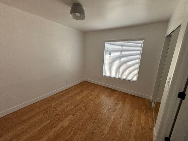 Building Photo - 3232 Verdugo Rd
