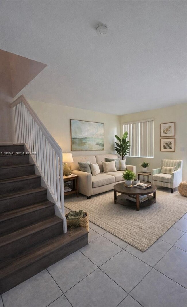 Building Photo - 1523 SE 24th Ct