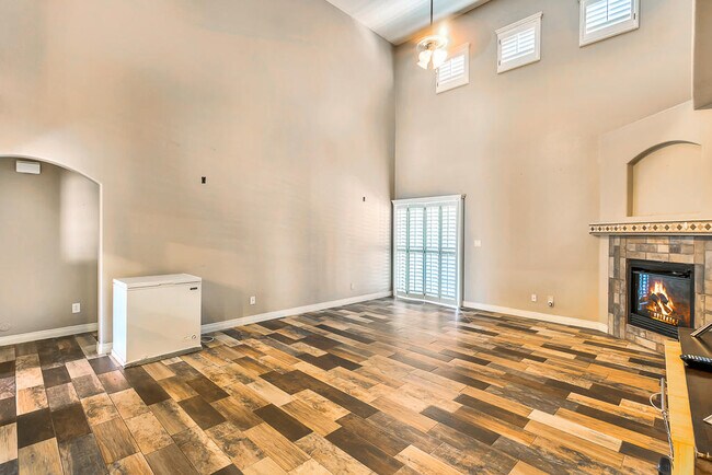 Building Photo - 12709 Tierra Lily Ct