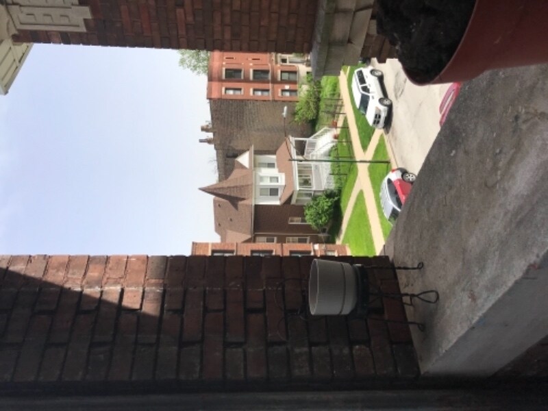 Building Photo - 7116 S Harvard Ave