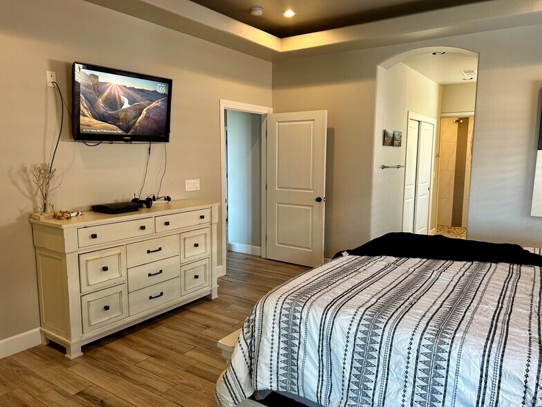 Building Photo - 518 San Simon Dr