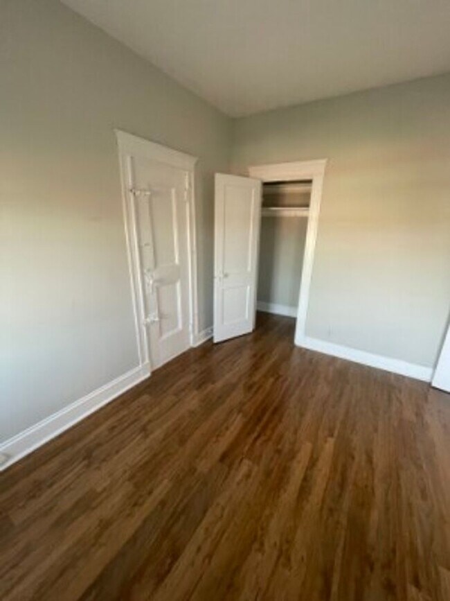 Building Photo - Allston 2 bedroom apartment - Available 6/1