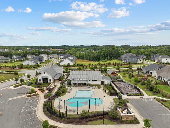 Building Photo - 200 Cloud Berry Ln