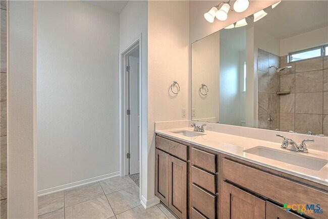 Building Photo - 1070 Spring Terrace Loop