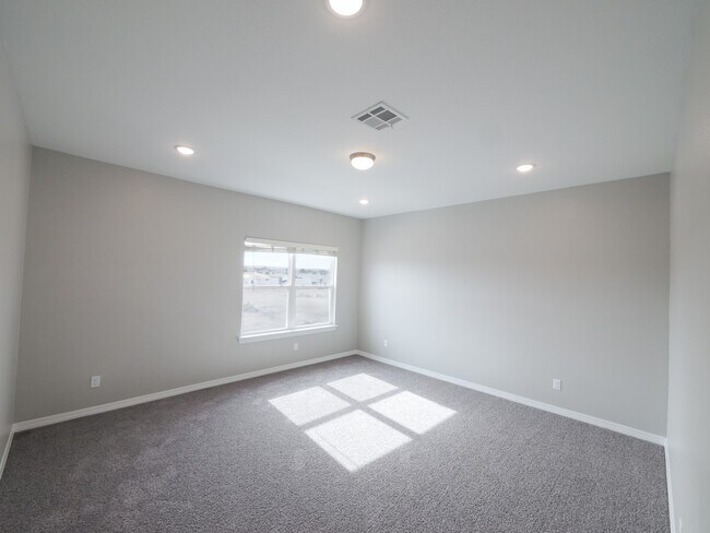 Building Photo - 905 Gulf Streams Ave