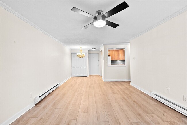 Building Photo - 79 Fountain Ln