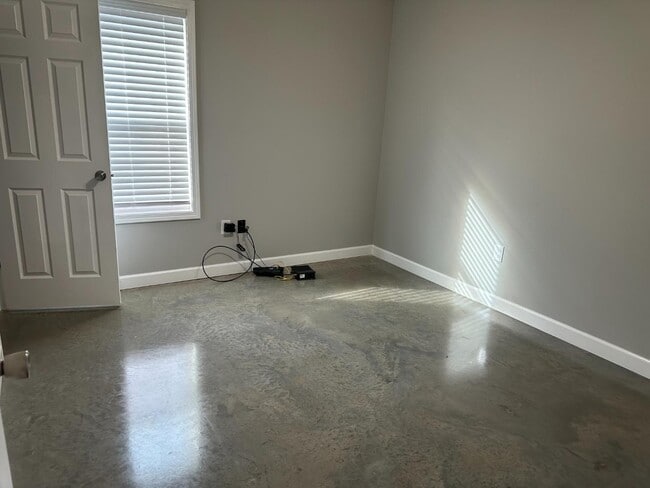 Building Photo - 2023 Welton St