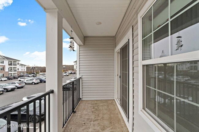 Building Photo - 827 Stiller Ln