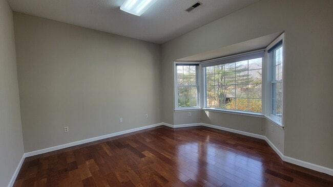 Building Photo - 24 Chipmunk Court