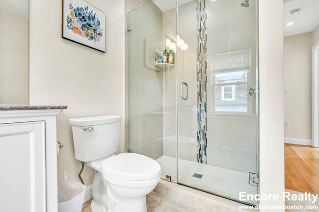 Building Photo - 10 Bradbury St