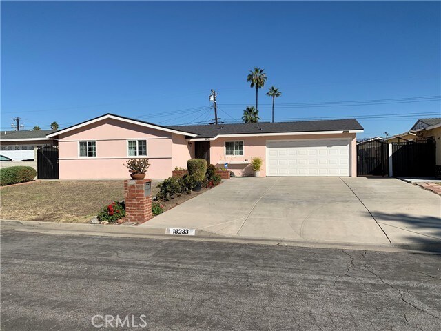 Primary Photo - 18233 Bellorita St