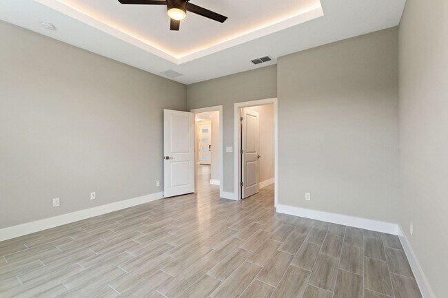 Building Photo - Deposit-Free! Modern, energy efficient hom...