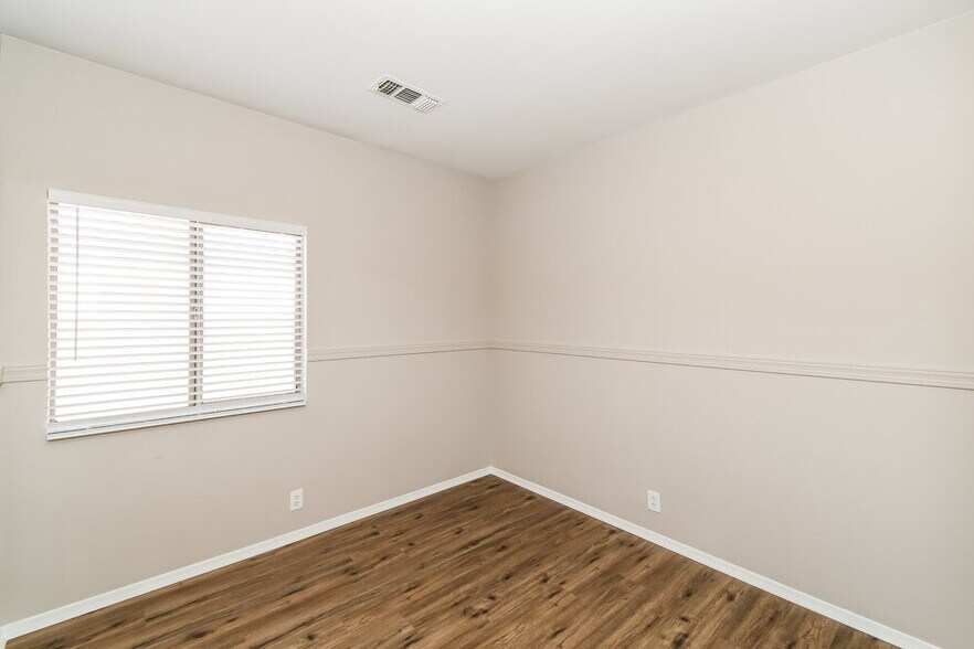 Building Photo - 2683 E Jasper Dr