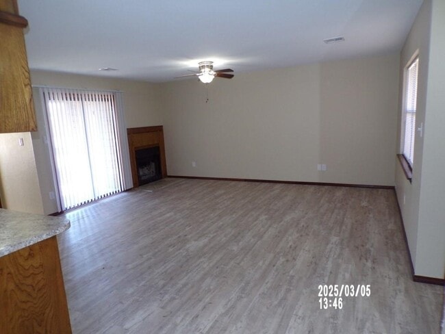 Building Photo - 4008 NW Ozmun Ave