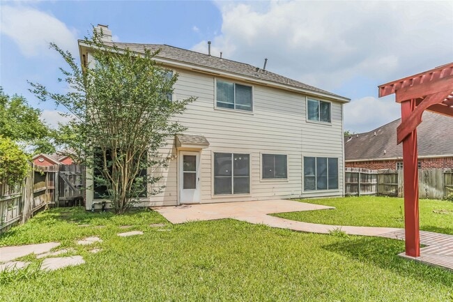 Building Photo - 3418 Shadowfern Dr