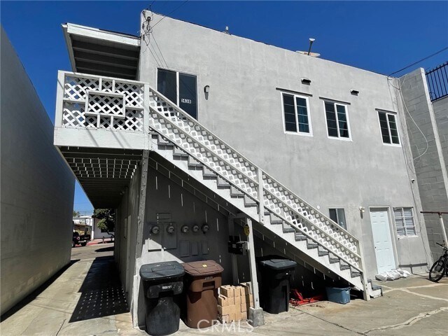 Building Photo - 143 Avenida Del Mar