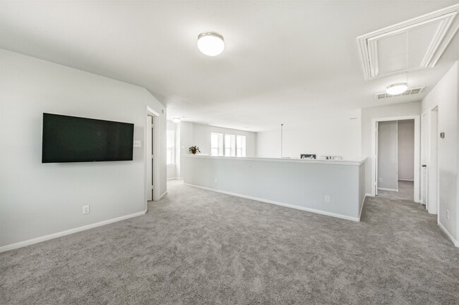 Building Photo - 10018 Chase Ct