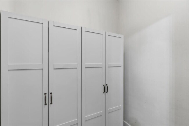 Building Photo - Fantastic 3-bed, 2.5 bath single level home near Downtown Star