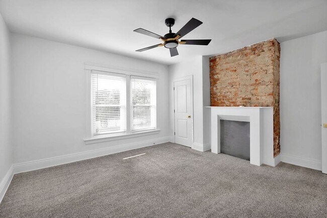 Building Photo - Renovated Home with 1st floor Study or Additional Bedroom