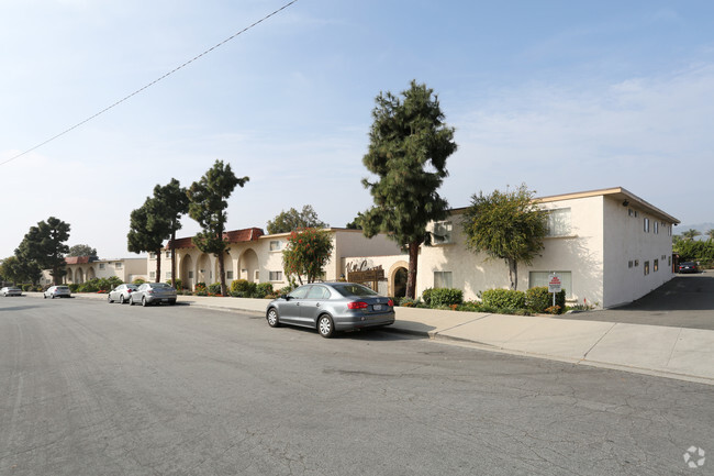 Building Photo - Villa Carmen Apartments