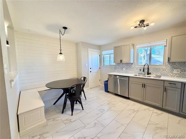 Building Photo - 11867 Keough Dr