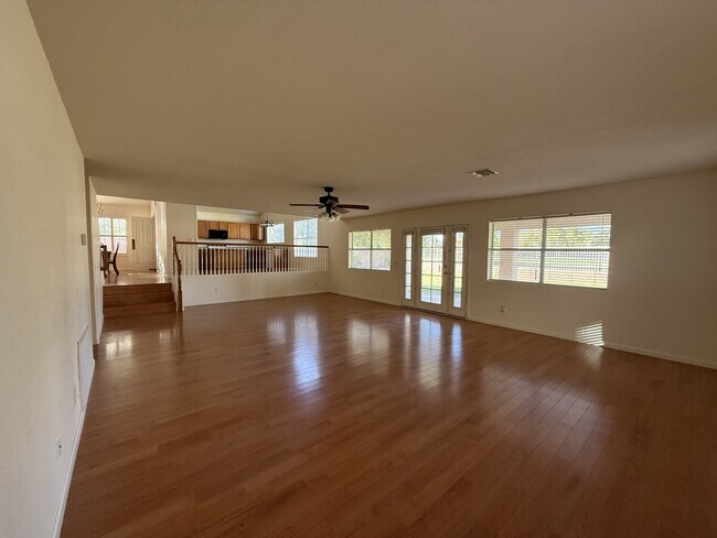 Building Photo - 19253 N 78th Ln