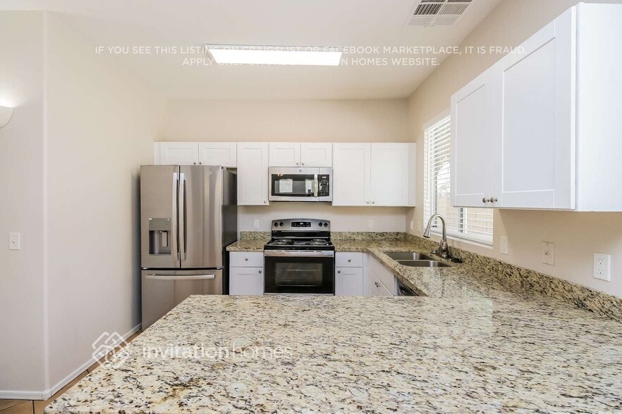 Building Photo - 1354 S Longspur Ln