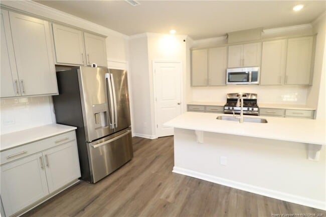 Building Photo - 1214 Rosefinch Dr