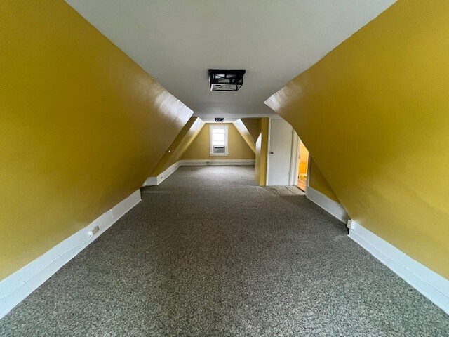 Building Photo - 201 E Goepp St