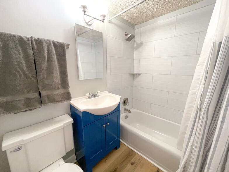 Building Photo - 1520 Senate St