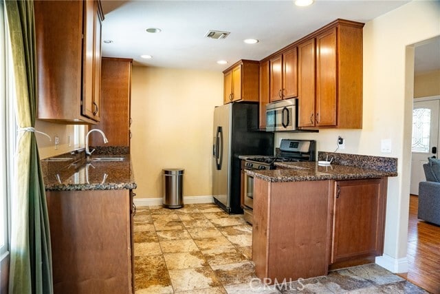 Building Photo - 1014 Tanya Dr