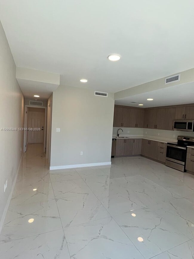 Building Photo - 25707 SW 144th Ave