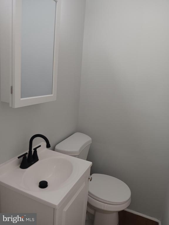 Building Photo - 1012 Potter St